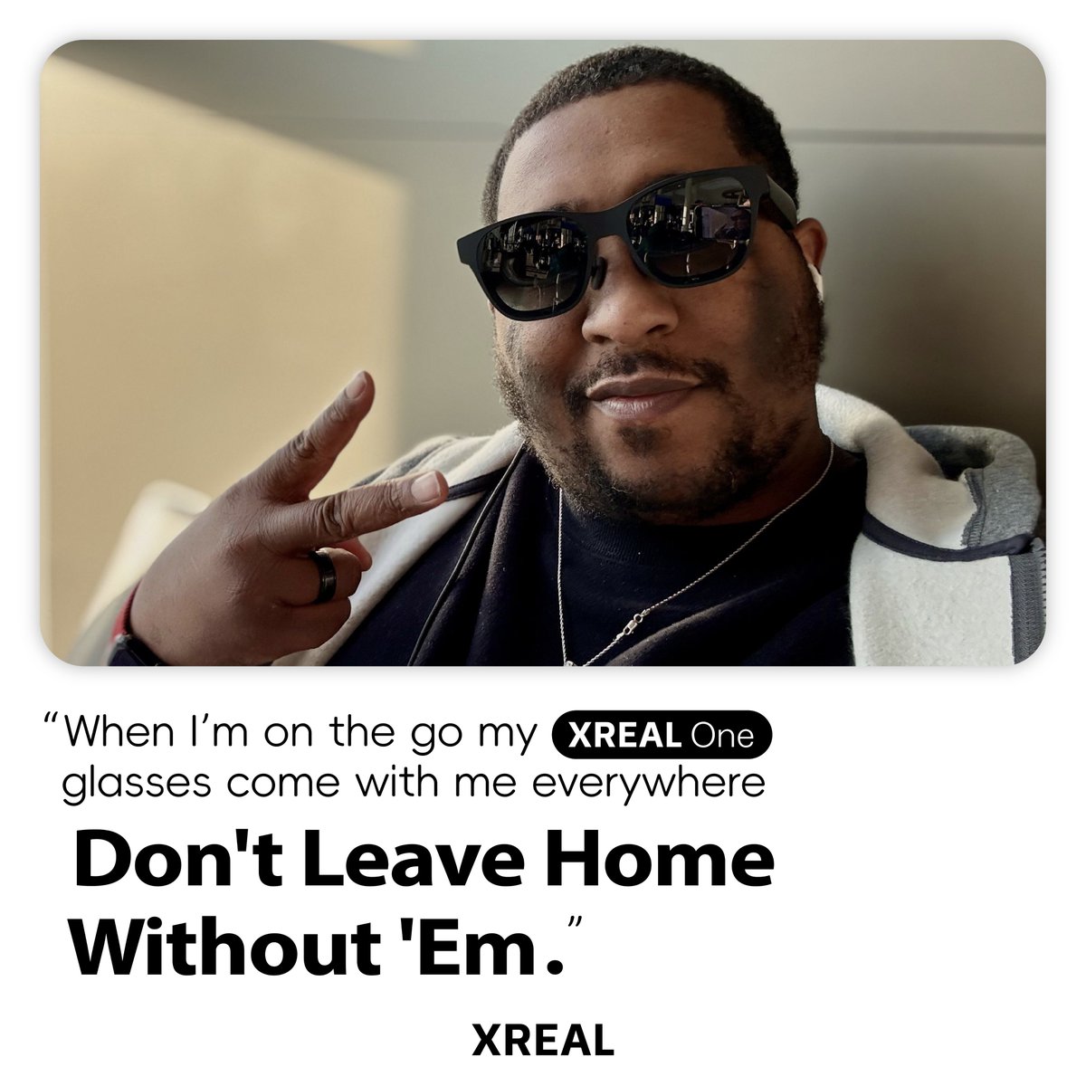XREAL_Global's tweet photo. @jdunrrp rockin' with #XREALOne, your next must-have travel companion for spatial entertainment on-the-go! 😎 #ARForALL https://t.co/c7BvCQN3js