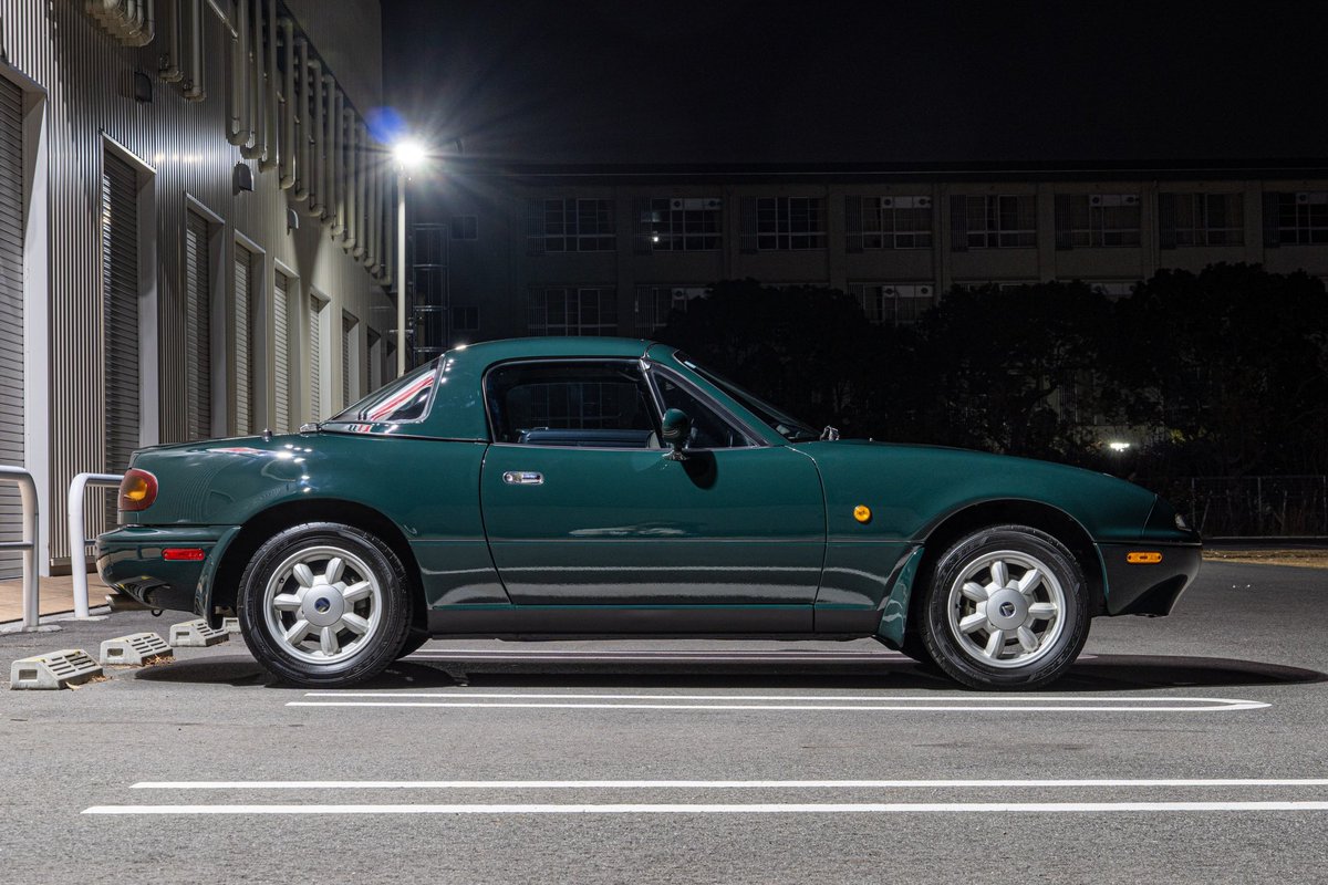 sumiroshijion's tweet image. NAを憧れのネオグリーンへ全塗装‼︎
おかげで外装は当時の新車よりも綺麗な状態に😎

近くの景色を全て反射するボディは圧巻…
更に気軽に乗れない車になりました笑

綺麗な写真をありがとう
photo by @jimny_pi 

#mx5 #miata #eunos
#mazda #roadster #na6ce 
#ロードスター乗りと繋がろう2025新春