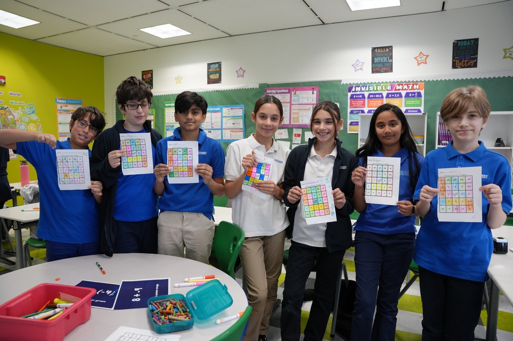 PioAcademy's tweet image. 🎉✨ Middle School had an eventful month! From Mrs. Touma’s STEM project and Mrs. Allan’s math puzzle challenge to a fun painting event and a birthday celebration for Dana, our students stayed engaged and creative! 🌟🎨🎂 #MiddleSchoolFun #STEMProjects #CreativeLearning
