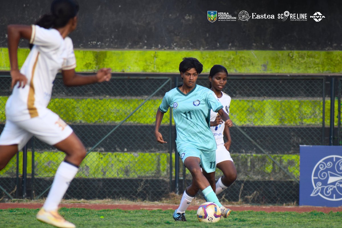keralafa's tweet photo. β½ Thrilling action from Match 4 of the Eastea Kerala Womenβs League 2024-25!
City Club Chalakudy and Lords FA battled it out in a gripping 3-3 draw, leaving fans at the edge of their seats! π₯
#EASTEAKWL #MatchAction #KeralaWomensLeague #FootballPassion https://t.co/DRuXW5KRMJ