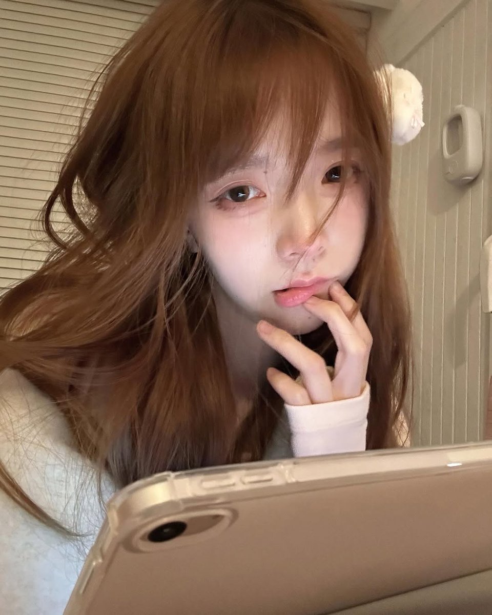 yuna tweet media