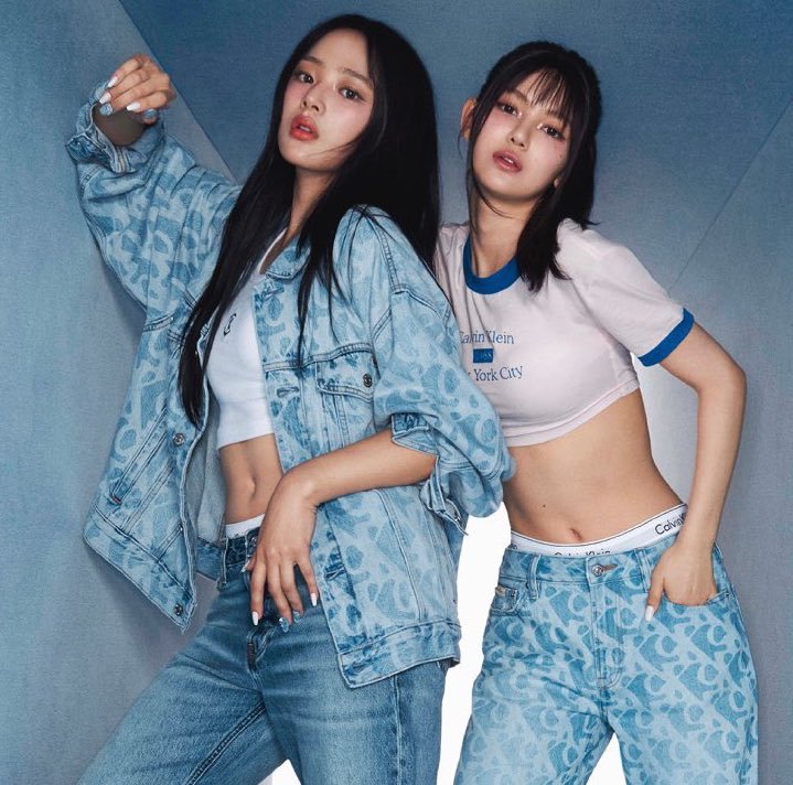 kpopsapphic's tweet photo. Minji and Danielle (NewJeans) https://t.co/h3uF6yY0Gy