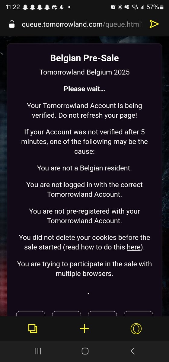 jamierocketttv's tweet photo. Woopwoop already 20mins #tomorrowland https://t.co/p9ZeC5lLak