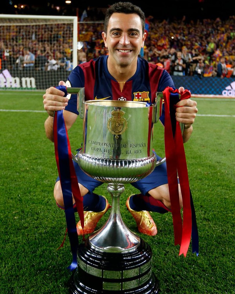 FCBarcelona's tweet photo. Happy birthday, Xavi! 🎉 https://t.co/02D2ykjkGn