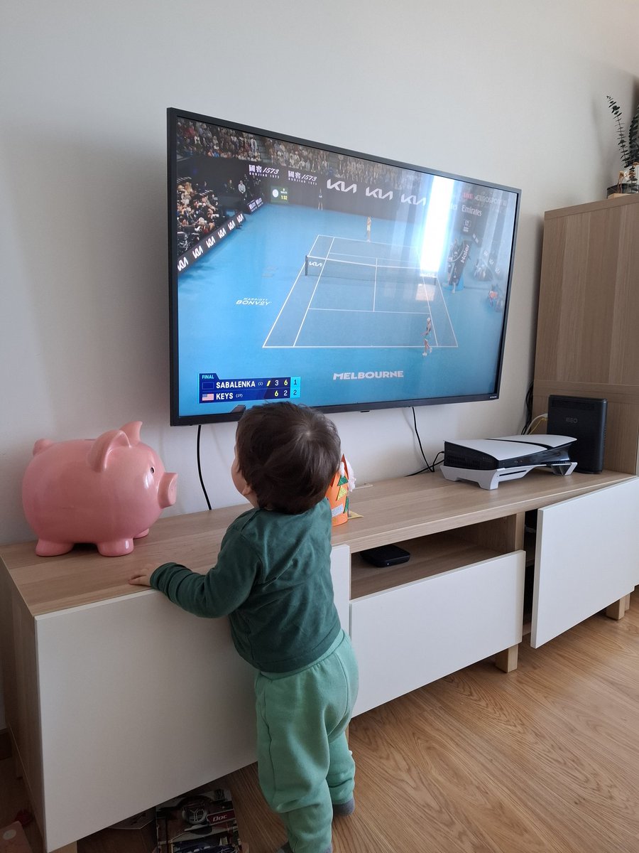 aritareis's tweet photo. Watching his first GS final
He is #teamkeys
@TennisEurosport @AustralianOpen @Madison_Keys https://t.co/9V4AEybMSF
