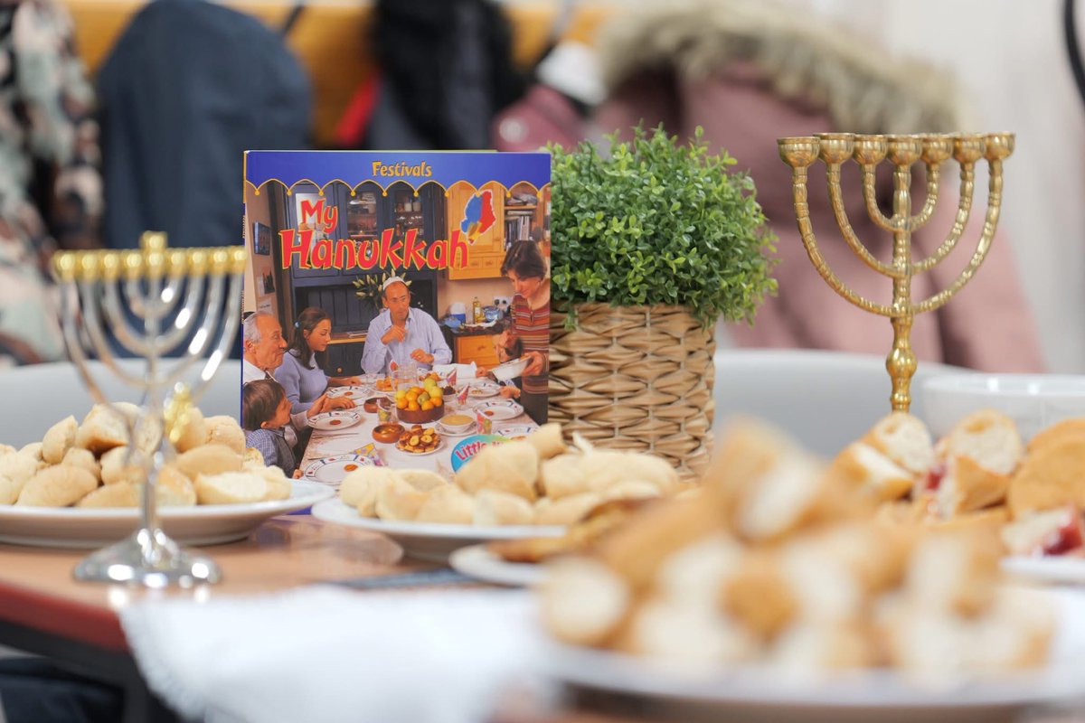 sss_year2's tweet photo. As part of our RE learning, KS1 had the opportunity to try some delicious Jewish food! Here are a few pictures or year 2 enjoying the food! ✡️ https://t.co/EbpTevYgLQ