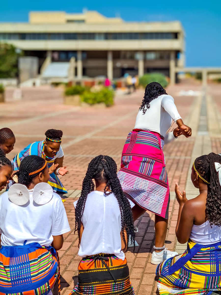 Vho__Tshivhase's tweet photo. There isn't anything much you can do in terms of settings.
I use the 2x telephoto lens on portrait mode when there is good light.
@Lightroom makes a huge difference if you wanna edit your pictures.
This is from a Galaxy S20
#madewithgalaxy
@SamsungMobileSA https://t.co/VGu4EQG2wE