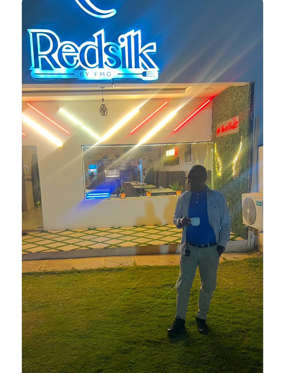 woye1's tweet photo. Patronize @Redsilk_by_FMG in Kaduna my dear friends. 

2: A casual dining restaurant. I love the ambience. Courteous waiters and waitresses. 

3: Celebrate your Valentine @Redsilk_by_FMG 

4: My friends took me there and I have no regrets. I had fun. 

5: Invest in Kaduna State @ubasanius 

6: @NgugiEvuti @Alhan_islam @Inside774LGAs @Itz_Gaddafi @thezarmeen @Better_Kaduna @gbengasaka @BashirSZuntu @Modibbo @ModibboSanusi