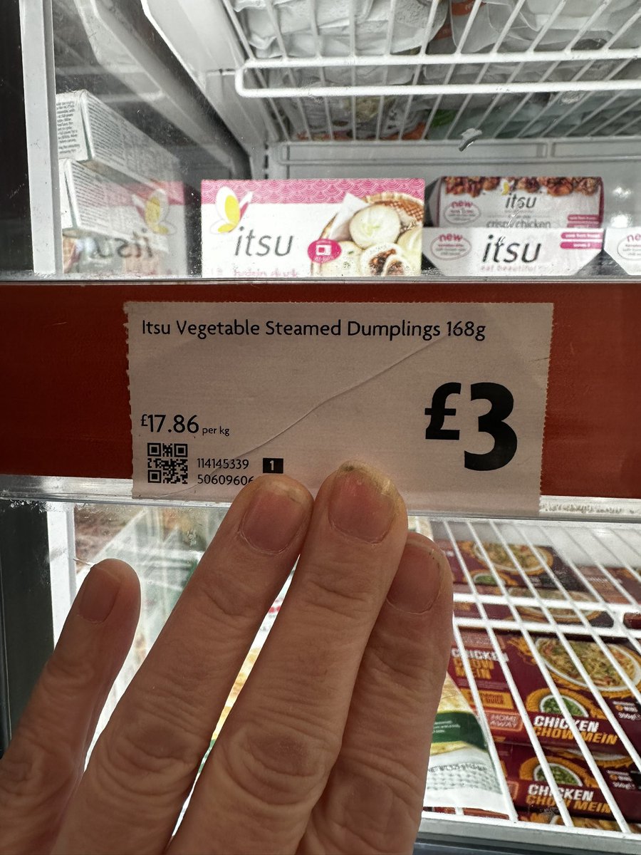 Elaine Blair tweet media