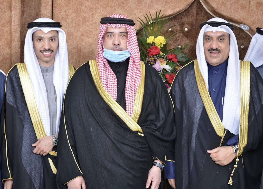 بقلوب مؤمنه بقضاء الله وقدرة 
اتقدم بخالص العزاء وصادق المواساة 
لشيخ / سلمان الدعيج الصباح وأولاده واسرته الكريمة
بوفاة المغفور له بأذن الله تعالى الشيخ خليفه سلمان الدعيج الصباح 
واسأل الله له الرحمه والمغفره وان يسكنه فسيح جناته ويلهم ذويه الصبر والسلوان ونعم الرجل ابوسلمان