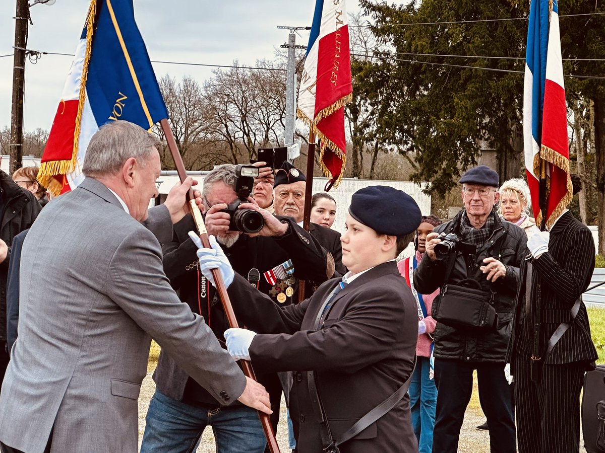 Lucbouard's tweet photo. 🇫🇷100ème anniversaire de l’UNC #Vendée. Nous célébrons 100 ans d’engagement de nos anciens combattants qui ont servi le drapeau. Que leurs valeurs continuent d’éclairer le chemin des générations futures. https://t.co/Nm5W4omZ9G