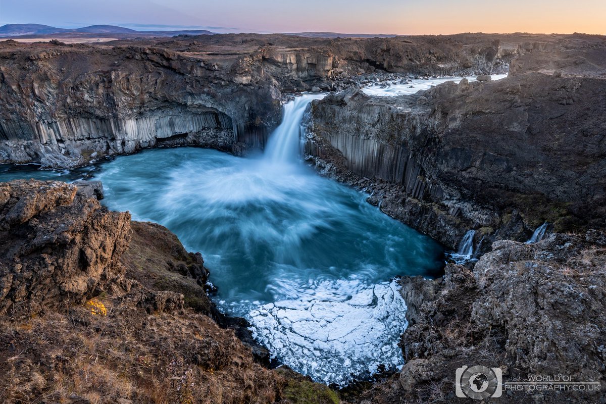 Into The Blue

Aldeyjarfoss, Iceland

#landscapephotography #iceland #aldeyjarfoss #waterfall #sunrise #canon #icelandphotography #ice #foss
