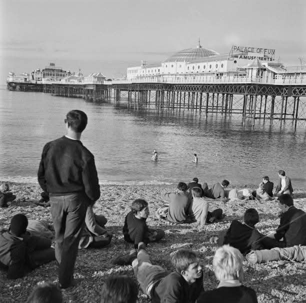 Mods in Brighton 1964.