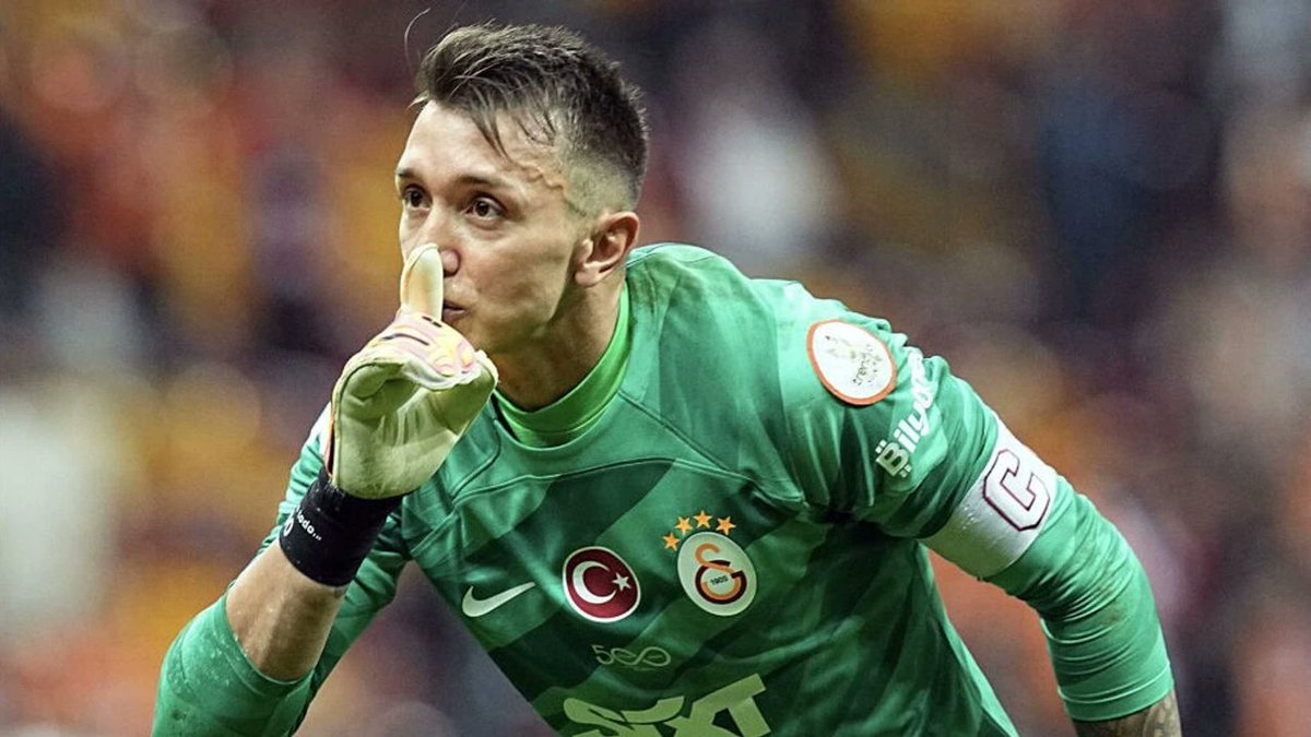 💪💪💪💪

#FernandoMuslera
#BugünGünlerdenGALATASARAY