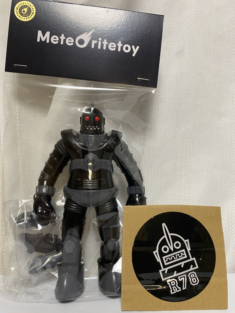dai_suke_3's tweet photo. Meteoritetoy ロボット-78
#meteoritetoy #ロボット78 #ミニR78 #ロボット #robot #softvinyl #ソフビ #ソフビ人形 #sofuvi #sofuvitoys #sofuvitoy #sofubi #sofubitoys #sofubitoy https://t.co/mAcuqsRmEb