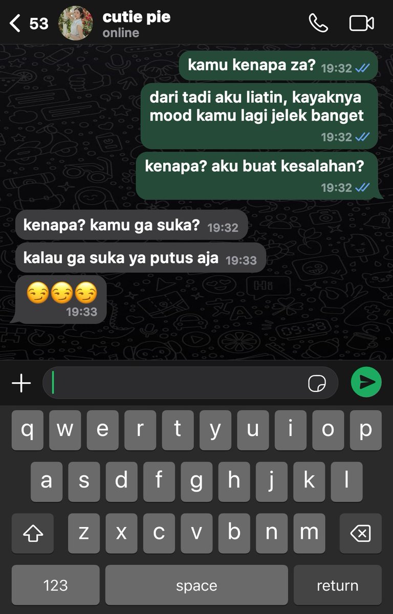 scriptiee's tweet photo. #jeza : prangat prungut
—
jaehyun few tweets au https://t.co/2qcEwWdMJg