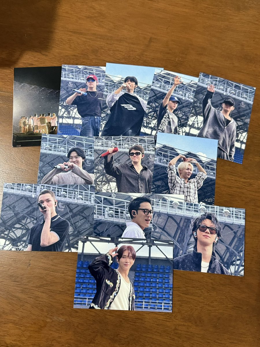 things i do to cure the pcd #2:

side note: i love how the prints turned out so clear &amp; hd 😩 best 10 pesos i’ve spent in a while