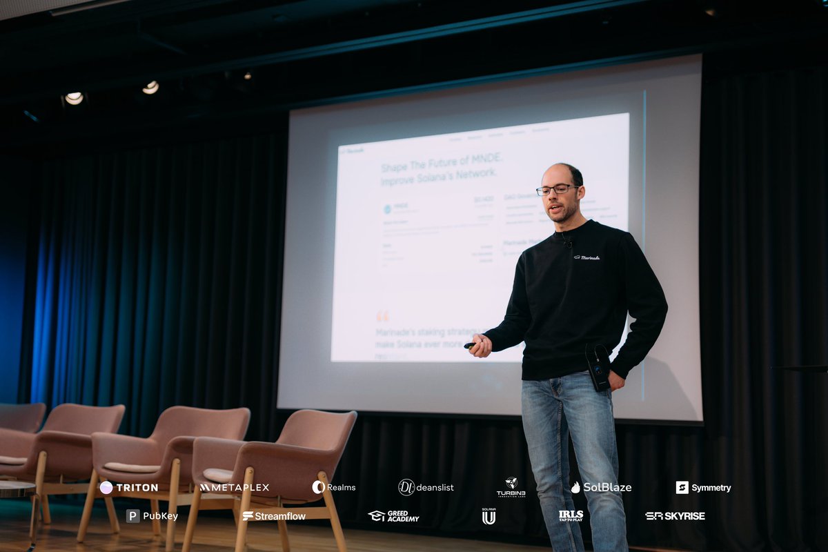 AthensDAOx's tweet photo. We all know that @MarinadeFinance is one of the finest examples of governance in action. Here’s @_chalda showing the AthensDAO attendees why https://t.co/t5Fb3zPu6I