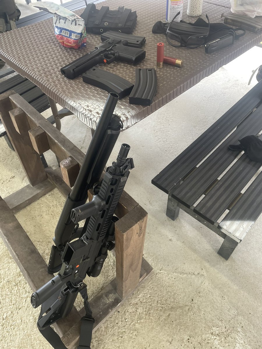 Zephyr145631023's tweet image. サバゲー行ってきた！！
めっちゃ楽しかったー！