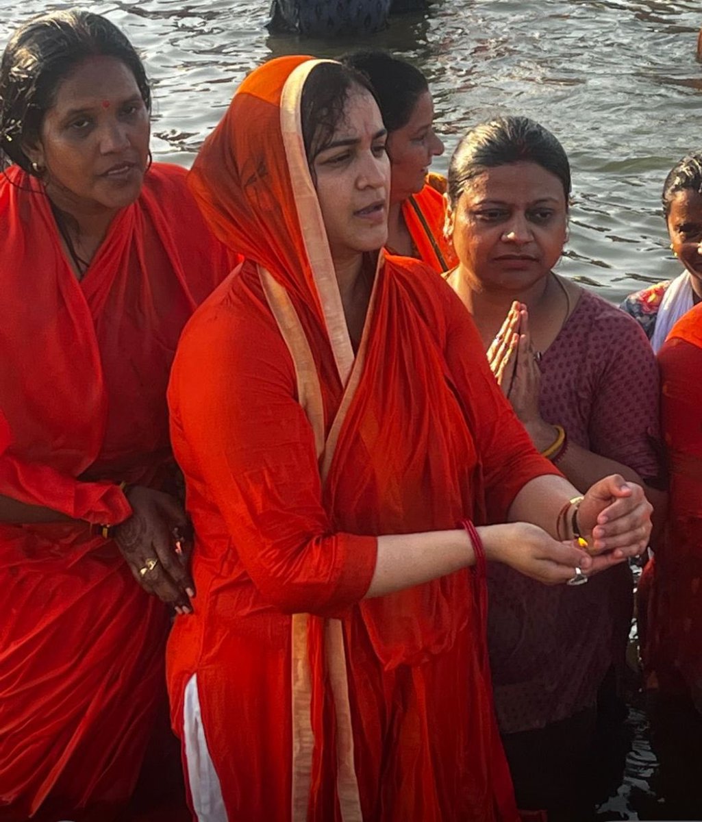 Aparna Bisht Yadav tweet media