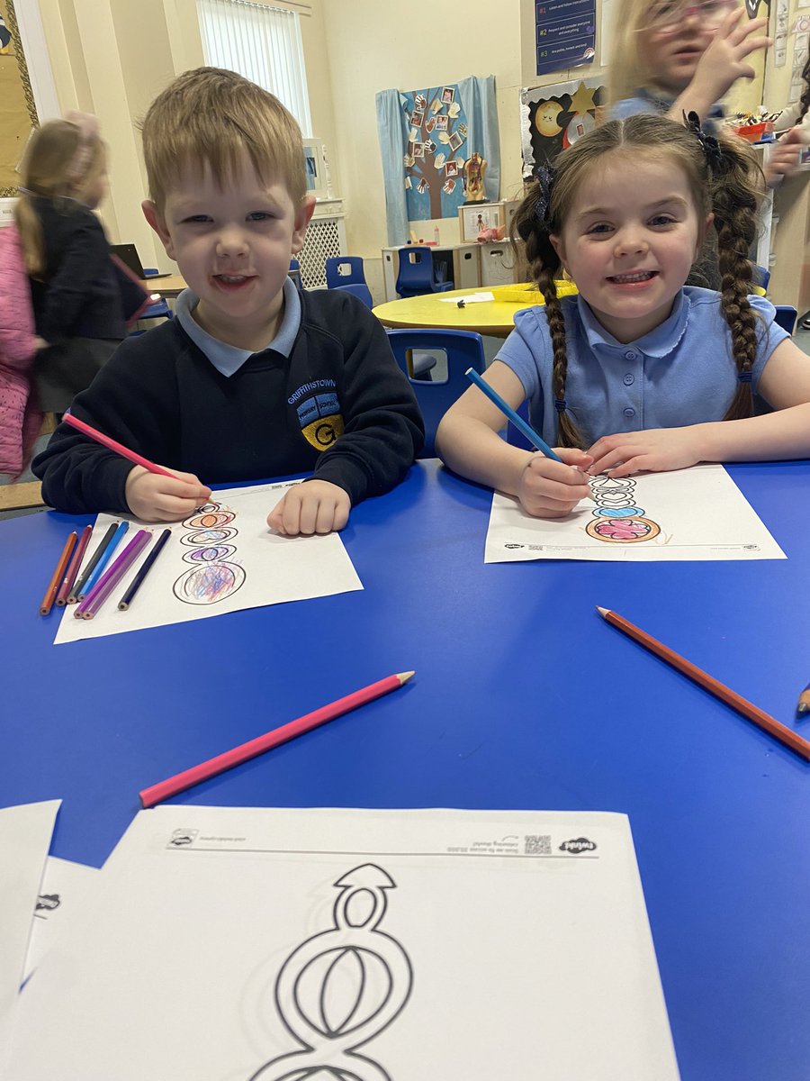 GriffMissCYoung's tweet photo. Dydd Santes Dwynwen Hapus!❤️ https://t.co/tZ1XEZUn1u
