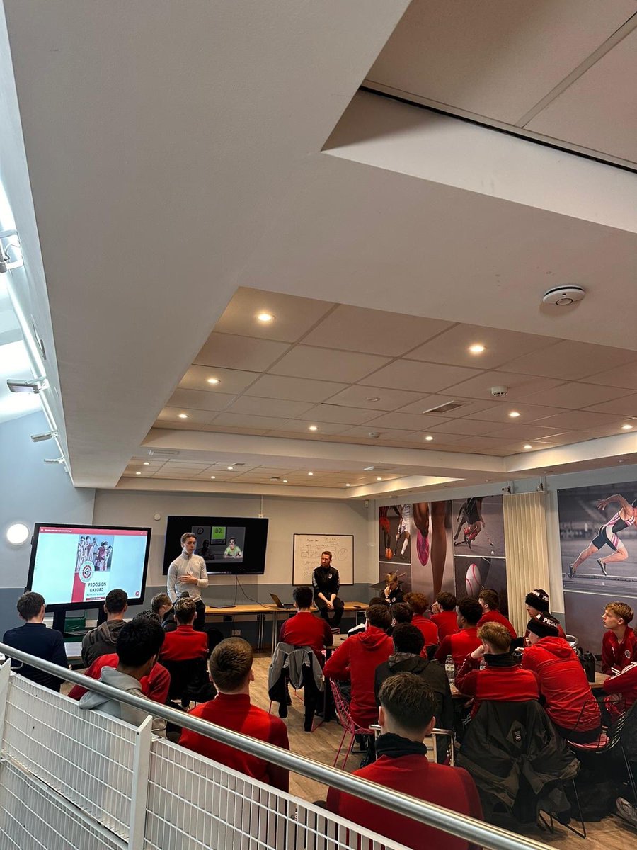 What a guy, what a player🔥🔥

On Thursday Nemmy came back into college to deliver a talk to our first years on the importance of looking after your body away from football, physically and mentally❤️

A special person and a special player⚽️