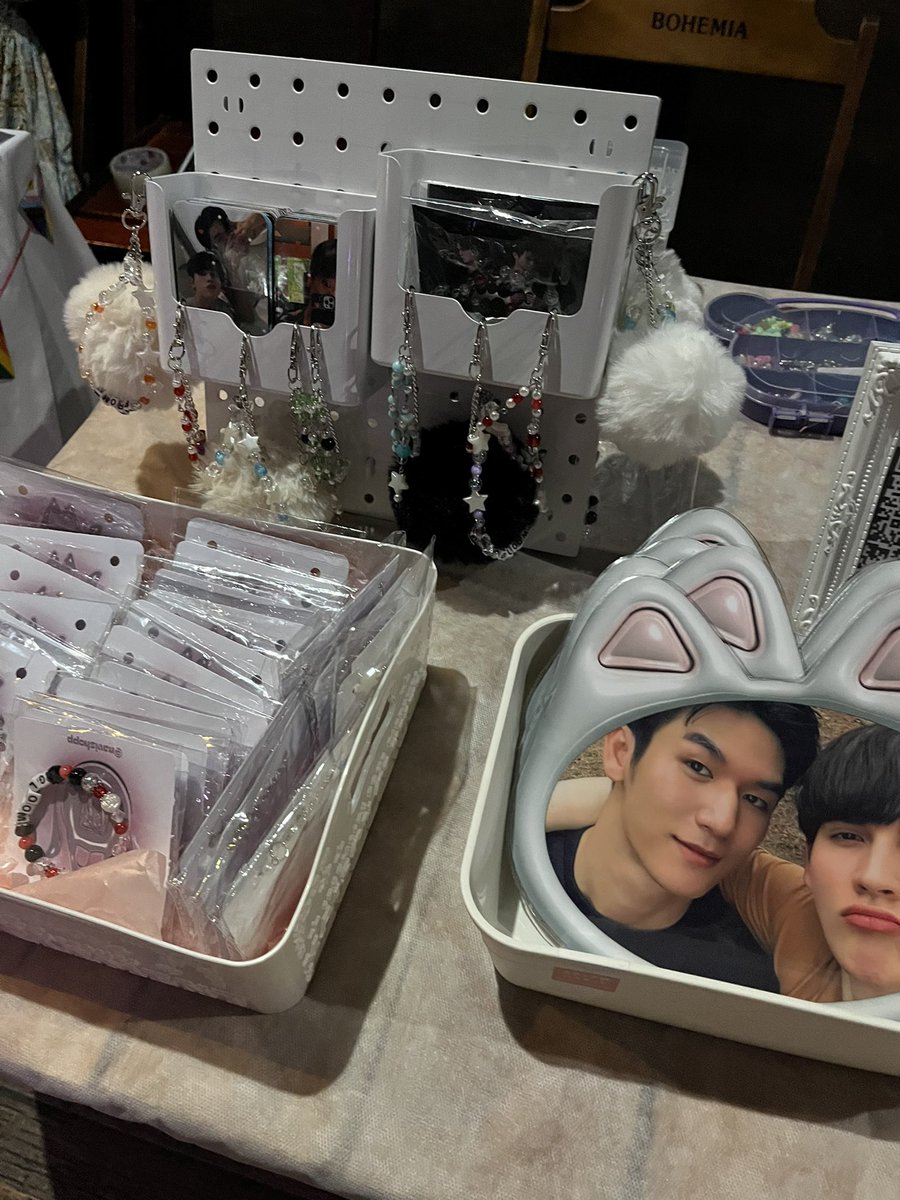 ✦ Navi Shop! tweet media