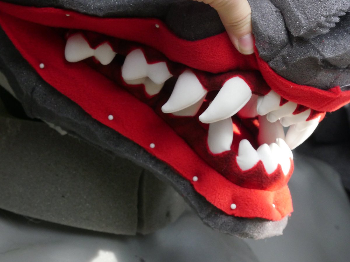 KupferBeast's tweet photo. I heard you like teeth😏 https://t.co/PMnlbojQNi