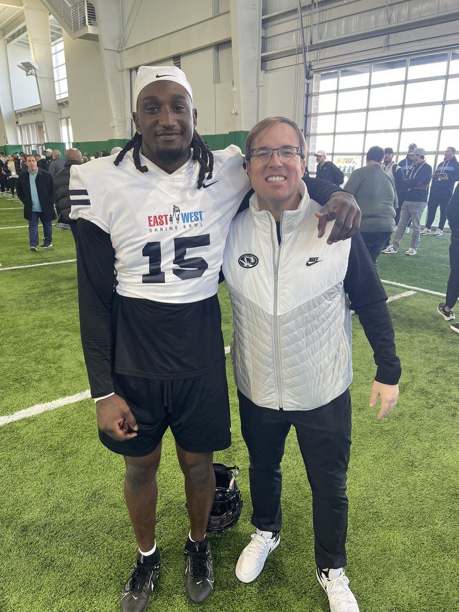 Mizzou Football (@mizzoufootball) on Twitter photo Good to see our guys during <a href="/ShrineBowl/">East-West Shrine Bowl</a> prep‼️
<a href="/_TheoWeaseJr/">Theo Wease Jr</a> x @qbcook12 x <a href="/JohnnyW15_/">Johnny Walker</a>
#MIZ | #STP Good to see our guys during <a href="/ShrineBowl/">East-West Shrine Bowl</a> prep‼️
<a href="/_TheoWeaseJr/">Theo Wease Jr</a> x @qbcook12 x <a href="/JohnnyW15_/">Johnny Walker</a>
#MIZ | #STP