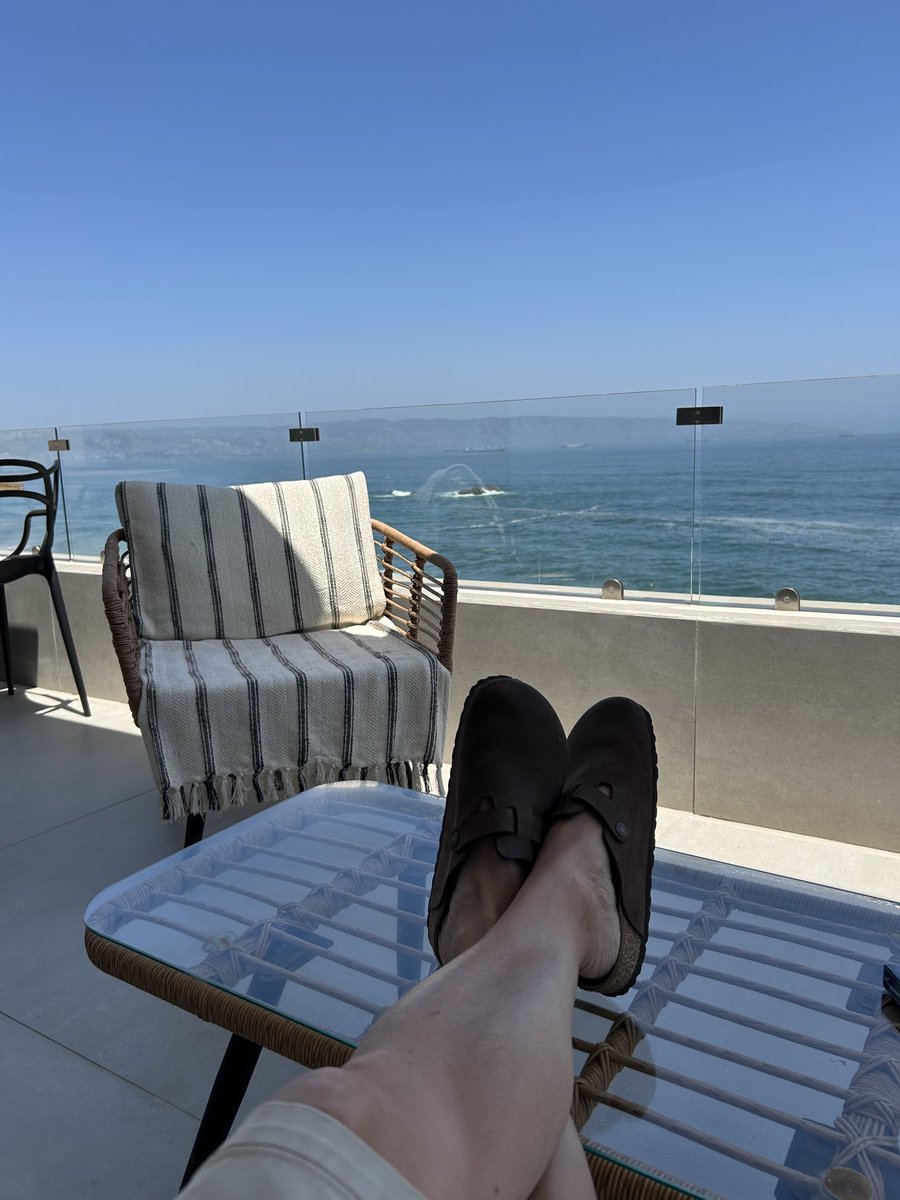 Leocerda's tweet photo. En mi pedacito de paraíso #relax #reñaca https://t.co/eTlqt0HExk
