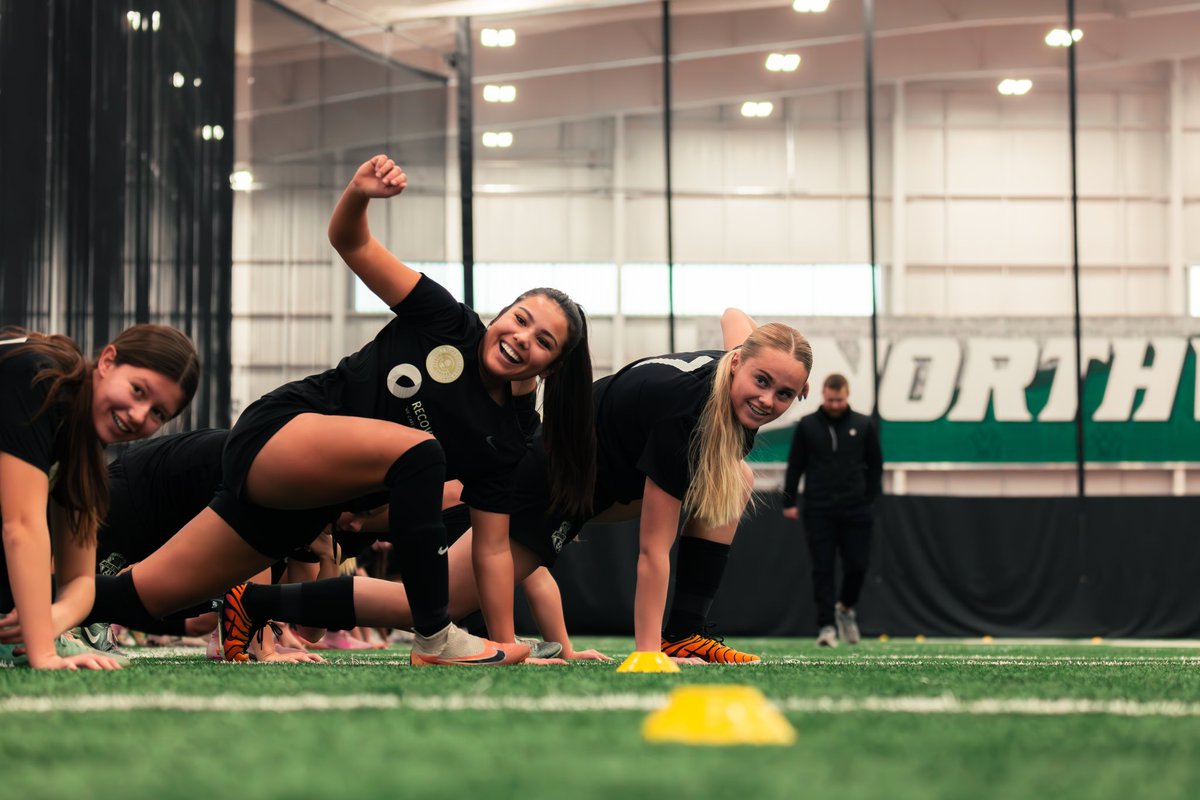 EliteIDCampsInc's tweet photo. Pools 1 and 2 crushed it this morning.  

A great start to day✌🏼

@BaylorFutbol @GatorsSoccer @MarquetteWSOC https://t.co/EOcZSDXZZG