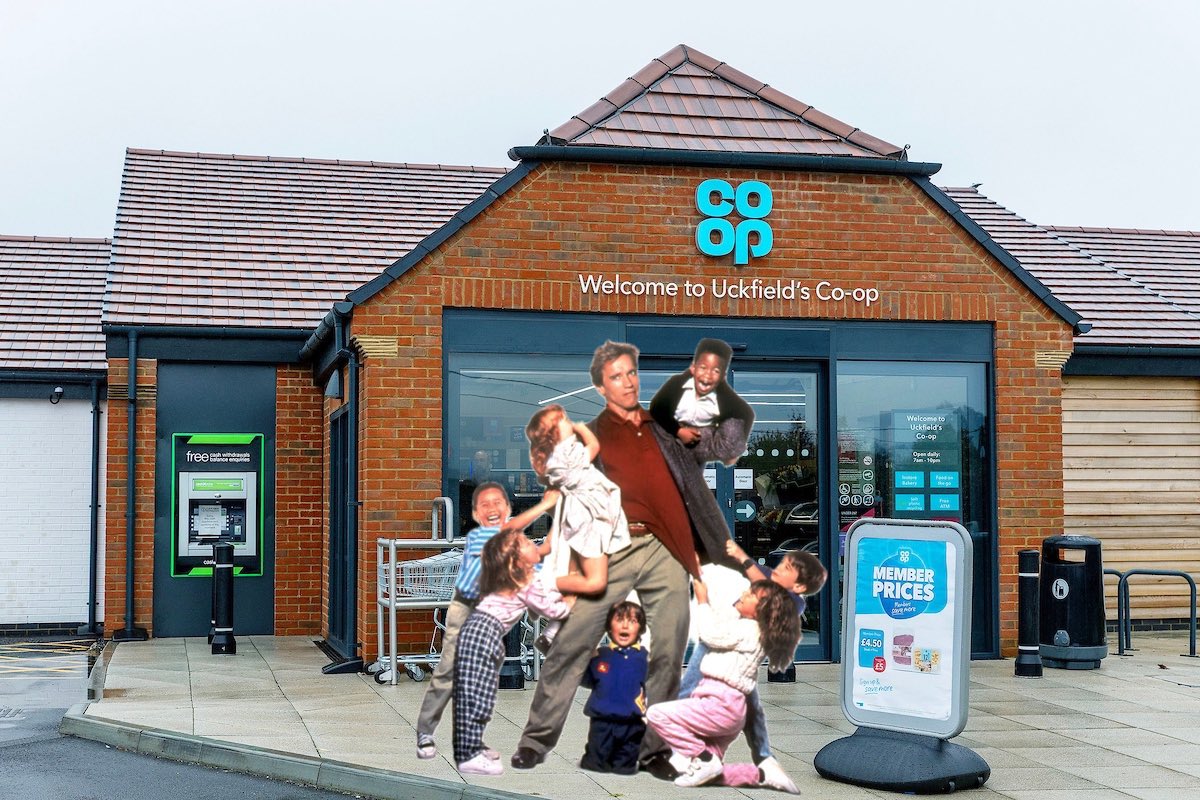 BugsyMeadows's tweet photo. Kindergarten Co-op #LocalShopsInASongOrMovie https://t.co/o4vFIMlYEA