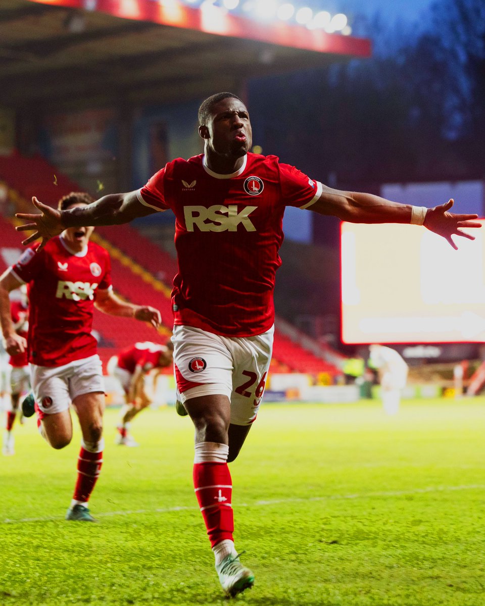 CAFCofficial's tweet photo. The Small matter of a last minute winner 🤩

#cafc https://t.co/6FbWVnraqX