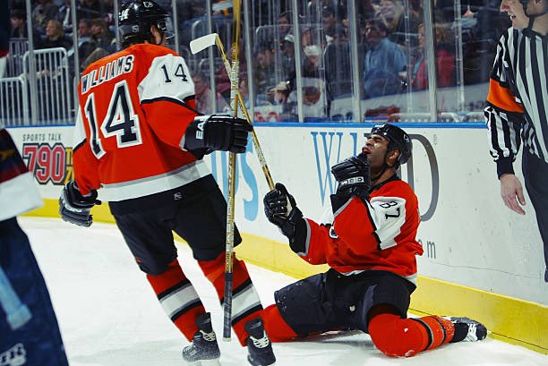 Nasty Knuckles tweet media