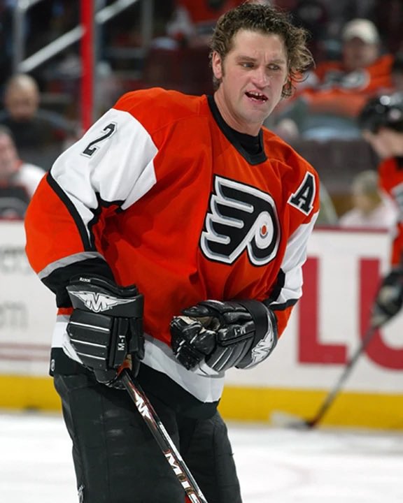 Nasty Knuckles tweet media