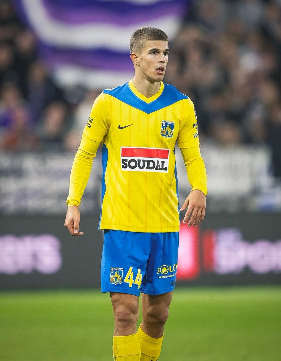 🇭🇷 Luka Vušković vs Gent

46 passes
3 clearances
2 aerial duels won
2 interceptions
2 long balls
1 ground duel won
1 key pass
1 dribble
1 shot

Solid performance despite the loss 🪨