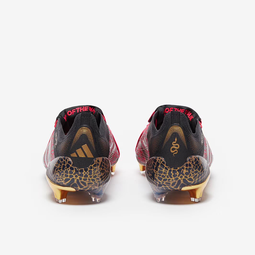 eldiegobcn's tweet photo. Por cosas así I Love U!! 🐍🔥⚽️😍
#Adidasfootball #Adidas #Adidaspredator #YearOfTheSnake https://t.co/BdbJ72q3NX