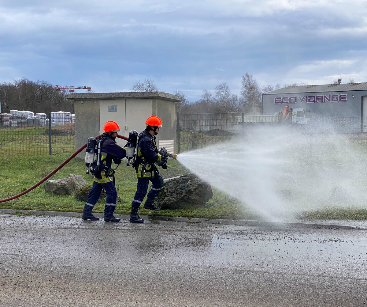 #JSP
#JeunesSapeursPompiers
Ce matin, la section mutualisée des #JSP🧑🏻‍🚒des #CIS d’#Ambazac, #BessinesSurGartempe &amp; la #Jonchere  🚒🏪 a reçu la visite du <a href="/lepopulaire_fr/">Populaire du Centre</a> .L’occasion de faire découvrir cette section à travers un article 📝qui paraîtra dans la semaine prochaine 🗞️📰