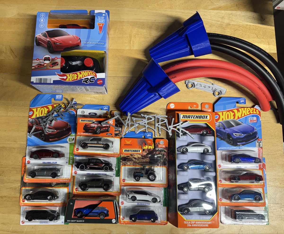 IT’S GIVEAWAY TIME!

We have a well over $100 prize to celebrate our 4000 followers! This is a huge THANK YOU for all of your support!

To enter this giveaway, just FOLLOW and REPOST this post. That’s it!

Free shipping inside of the continental US. Outside of the US participants