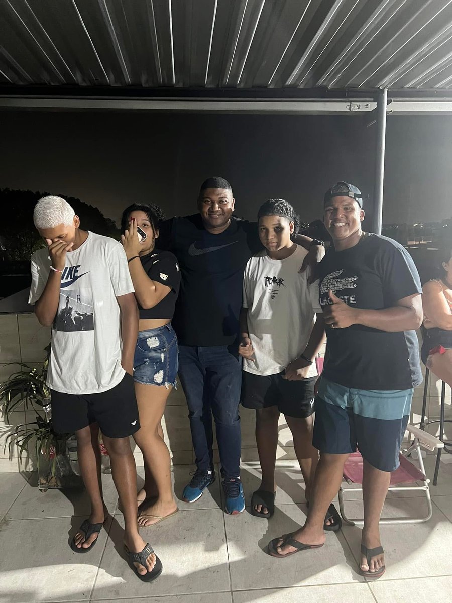 Parabéns meu filho Miguelito muita paz saúde felicidade que Deus te abençoe sempre ilumine seus caminhos não deixe que nada de mal te aconteça te amo mulek realize todos seus sonhos e objetivos o pai te ama mulek teimoso e brigão 🎂🥤🎇🎆🎉🎊👏🏾👏🏾👏🏾👏🏾👏🏾👏🏾👏🏾👏🏾👏🏾❤️