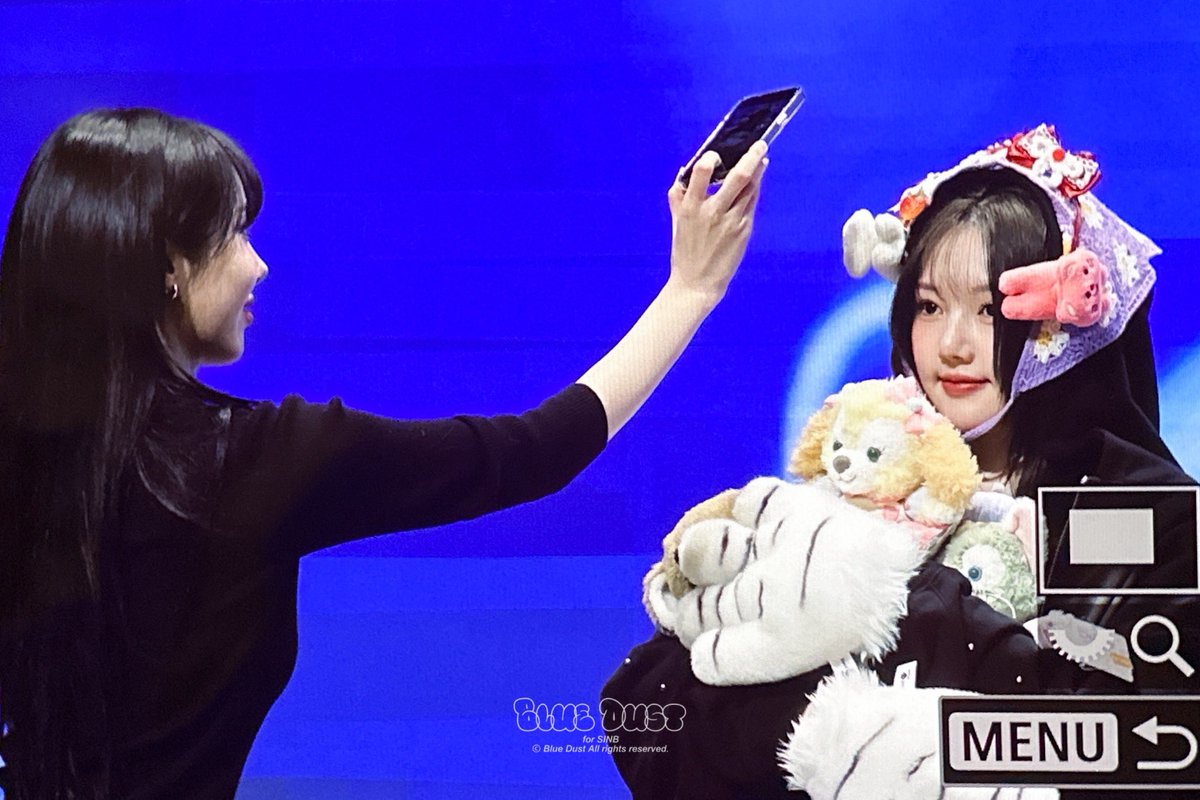 bluedust_sb's tweet photo. 240125 🐱🐥🐰

#비비지 #VIVIZ #여자친구 #GFRIEND #신비 #SINB https://t.co/R0VIUvp1vT