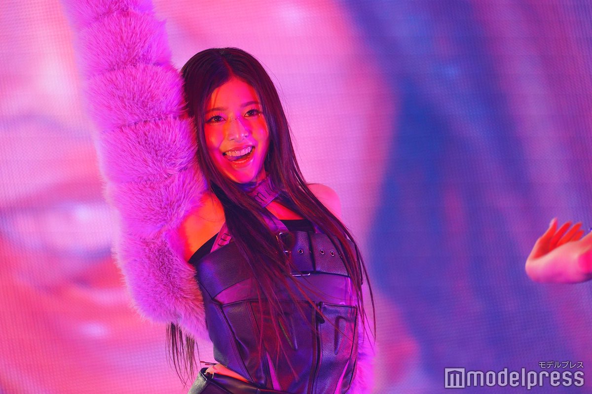 もも MOMO NATURAL | モモ ナチュラル - オフィシャルサイト LAME CHAIR