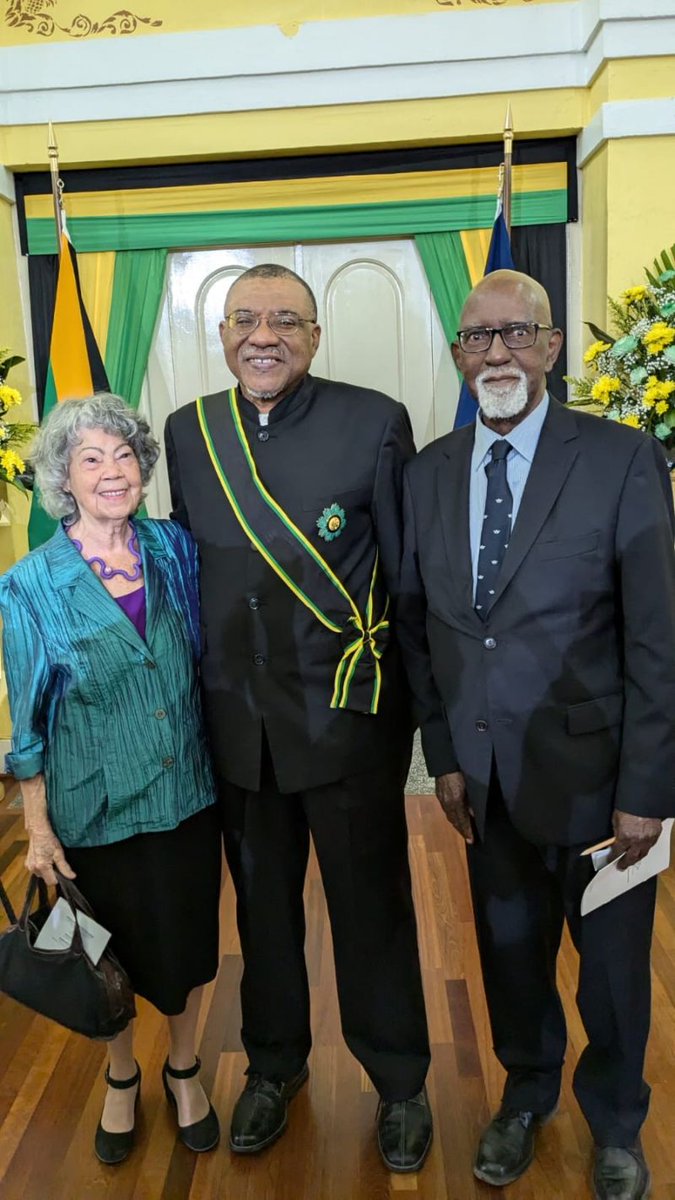 Canada CommSchols (@cancommschols) on Twitter photo Jamaica has a new Poet Laureate. Taking over the mantle from <a href="/CanCommSchols/">Canada CommSchols</a> alumnus Olive Senior (<a href="/CarletonU/">Carleton University</a>, 1964, left), <a href="/CanCommSchols/">Canada CommSchols</a> Prof <a href="/kwamedawes/">Kwame Dawes</a> (<a href="/UNB/">UNB</a>, 1997, middle) officially assumed the role on Wednesday. jamaica-gleaner.com/article/entert… Jamaica has a new Poet Laureate. Taking over the mantle from <a href="/CanCommSchols/">Canada CommSchols</a> alumnus Olive Senior (<a href="/CarletonU/">Carleton University</a>, 1964, left), <a href="/CanCommSchols/">Canada CommSchols</a> Prof <a href="/kwamedawes/">Kwame Dawes</a> (<a href="/UNB/">UNB</a>, 1997, middle) officially assumed the role on Wednesday. jamaica-gleaner.com/article/entert…