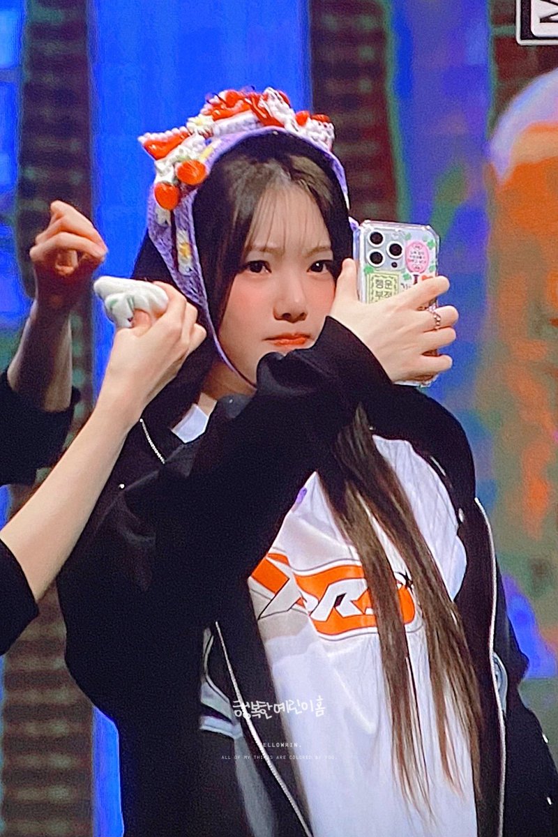 _YEllowRIN's tweet photo. 250125 영원히옌꾸를당함 #예린 #YERIN https://t.co/86svhV6e73