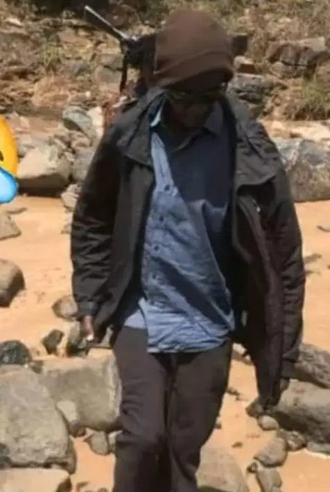 እንክርድድ ነጋ አዲስ አበባ አካባቢ የበቀሉ ዲያስፖራ ነን የሚሉ ዲቃላወችን ወክሎ ምስጋናው አንዷለም ቅማንትን ወክለው ከብልግና ጋር ድር ድር ማድረጋቸውን ነግረውናል የአማራ ፋኖ ትግል እስከነፃነት ይቀጥላል ድል ለፋኖ