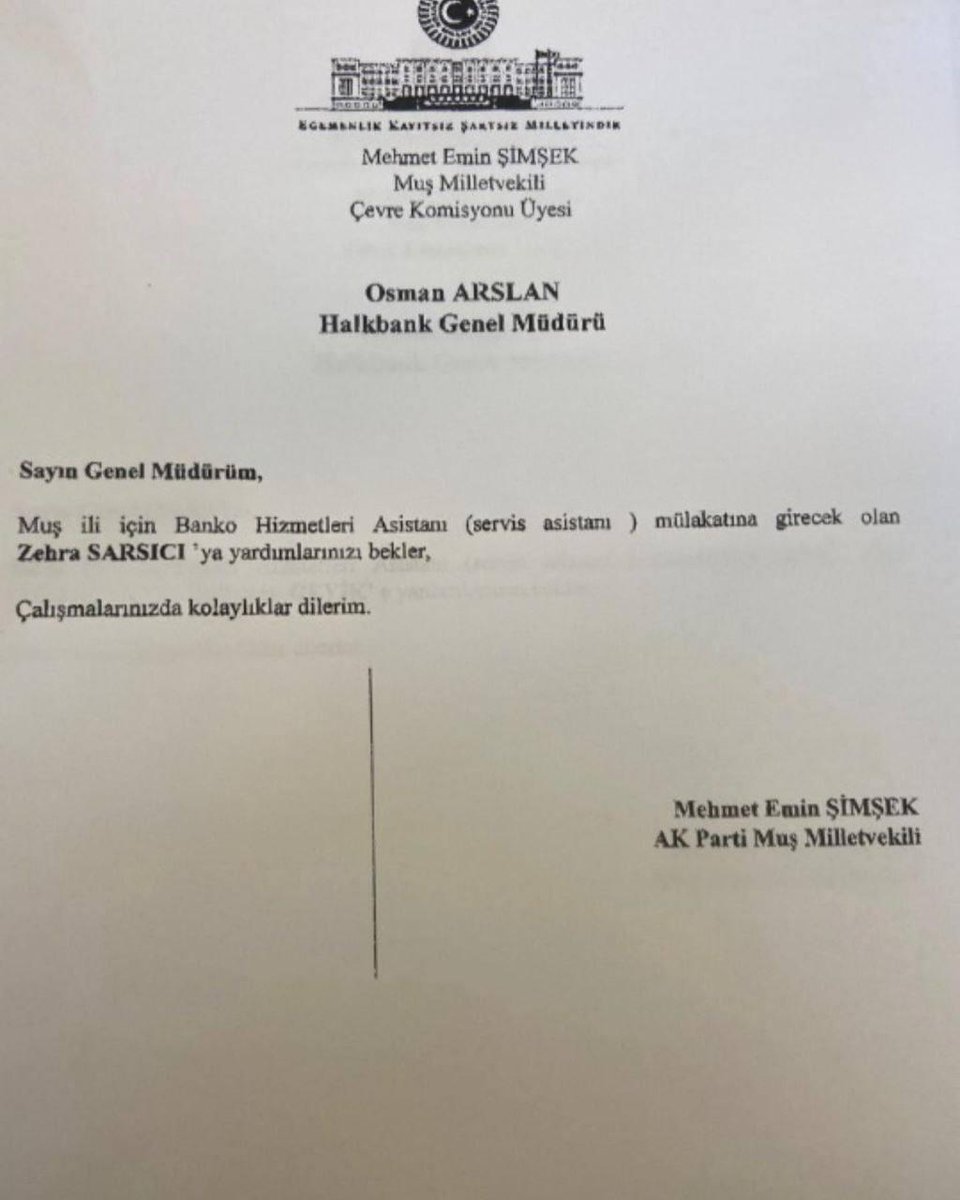 AKP Muş Milletvekili Mehmet Emin Şimşek'in, Halk Bankası Genel Müdürü'nden mülakata girecek birisi için torpil istediği anlaşılalı birkaç saat oldu