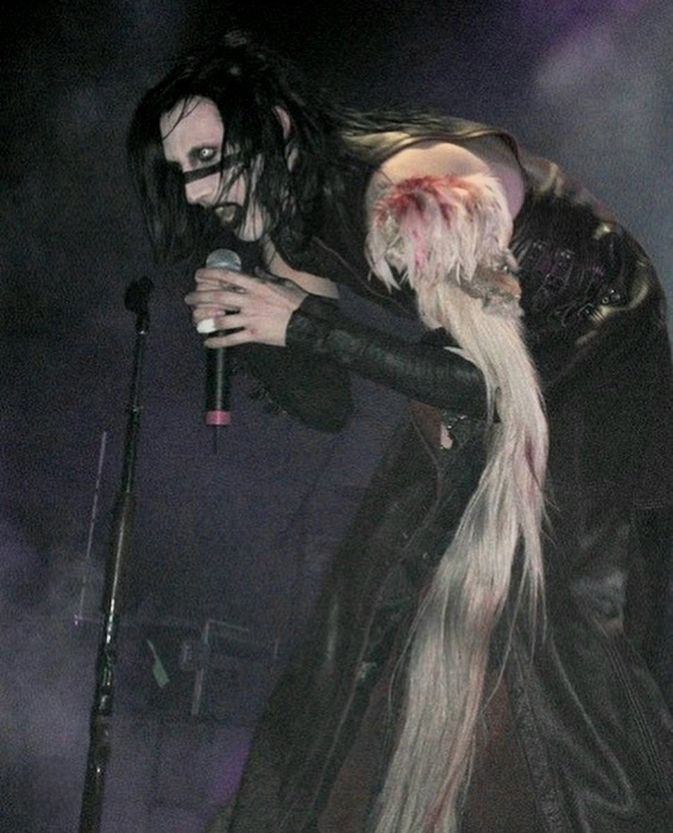<a href="/marilynmanson/">Marilyn Manson</a>