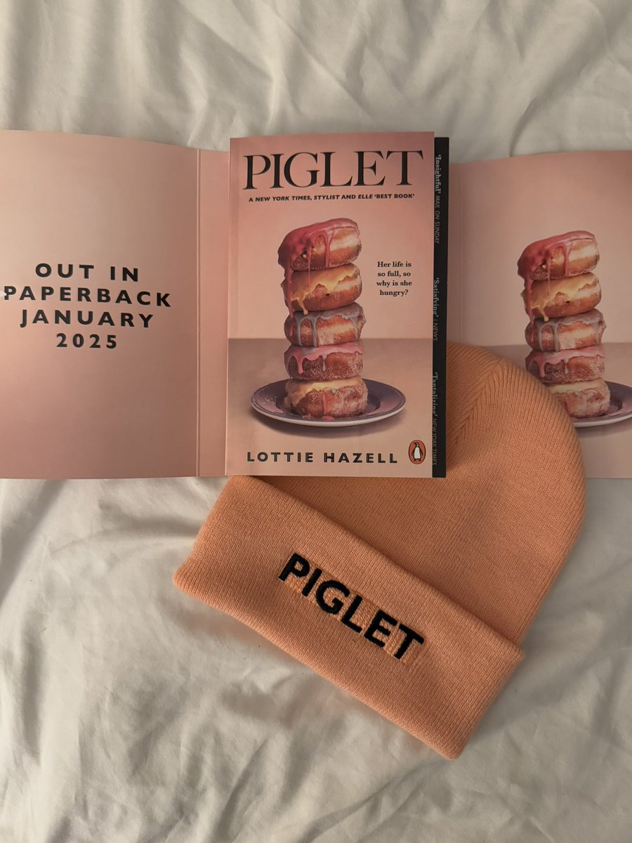 squeezy1979's tweet photo. Thank you @DoubledayUK for my #piglet goodies, I shall continue to recommend it far and wide! I loved it ❤️📚🐷 @LDHazell #gifted https://t.co/EEmy5GKMLh