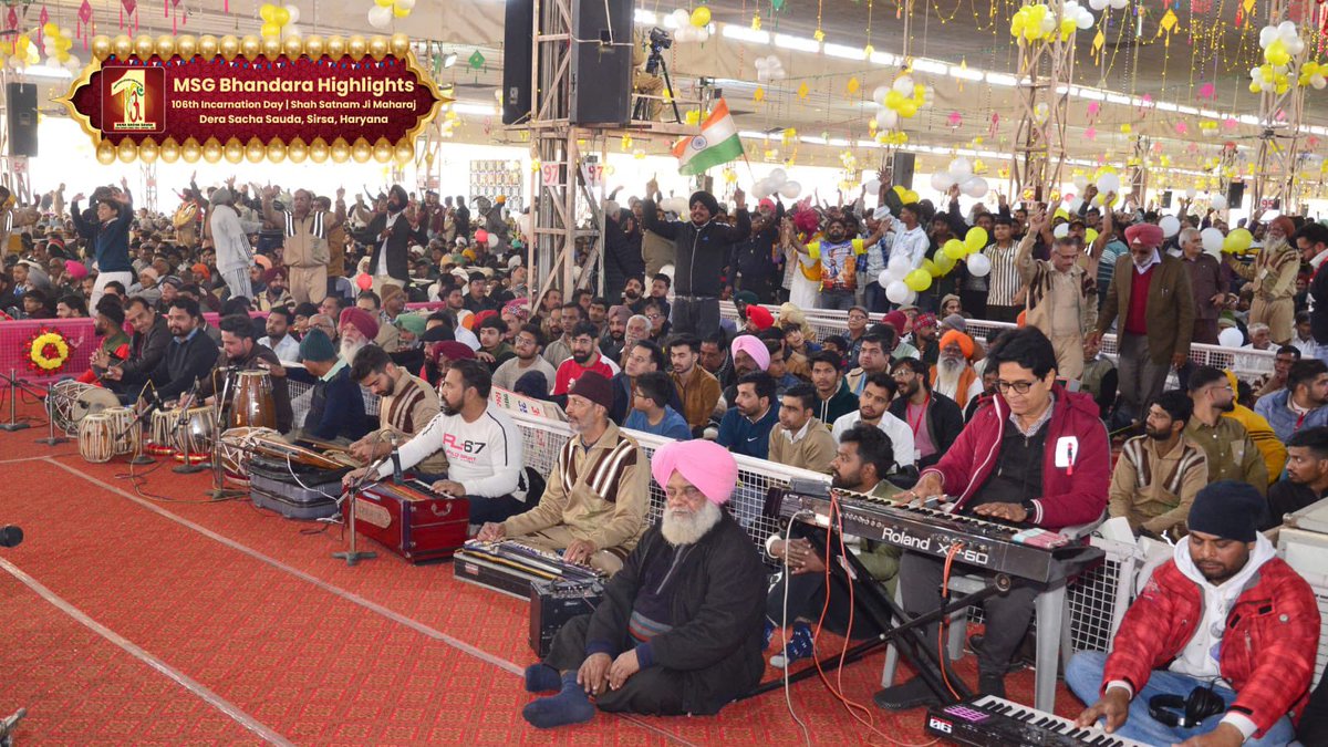 DSSNewsUpdates's tweet photo. It was as if time stood still, and an invisible divine aura embraced the gathering, with devotees immersed in the sacred sermons of their Guru. 
A serene ambience, soul-soothing words, and an overwhelming sense of cosmic peace and divine love filled the air. Lakhs of devotees sat in perfect harmony, radiating devotion at the MSG Bhandara.

#MSGBhandara #SaintDrMSG
#RamRahim #DeraSachaSauda
#106thBirthday