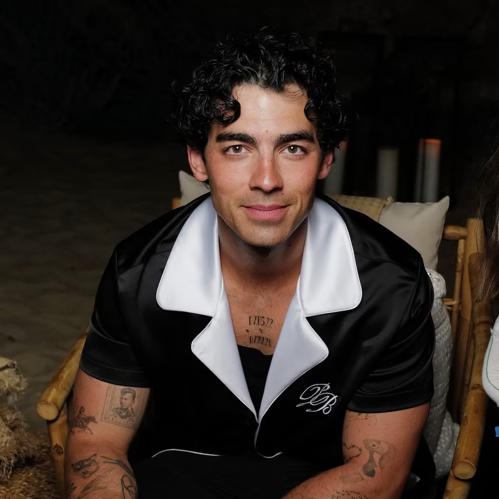 "I don't like people referring to me as Taylor Swift’s ex, I'm much more than that."

 – Sophie Turner’s ex husband in a new interview